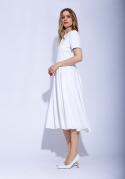 Женское белое летнее платье миди с коротким рукавом