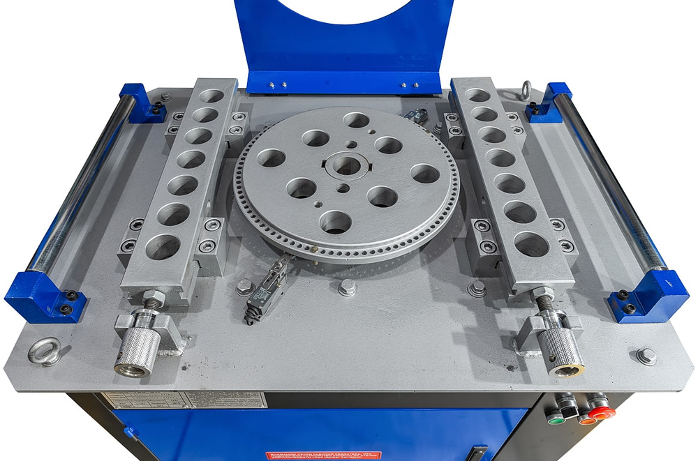 Станок для гибки арматуры ТСС GW 42R автоматический