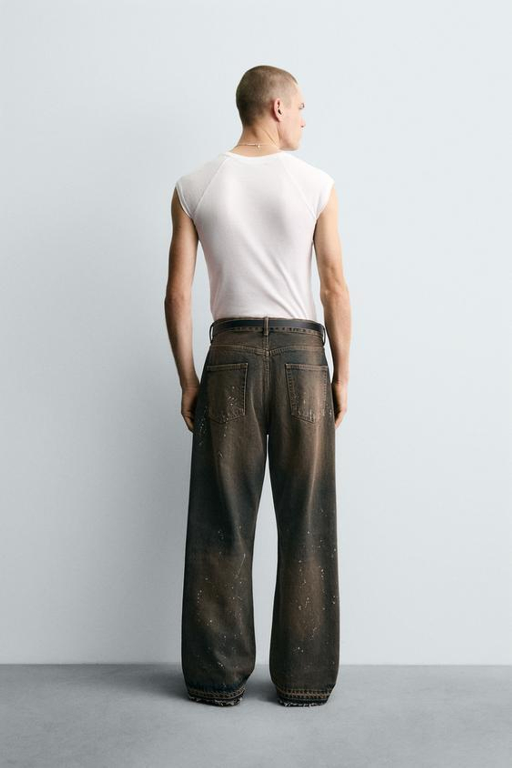 ZARA ДЖИНСЫ СВОБОДНОГО КРОЯ С БРЫЗГАМИ, ПЕСОЧНЫЙ/СИНИЙ