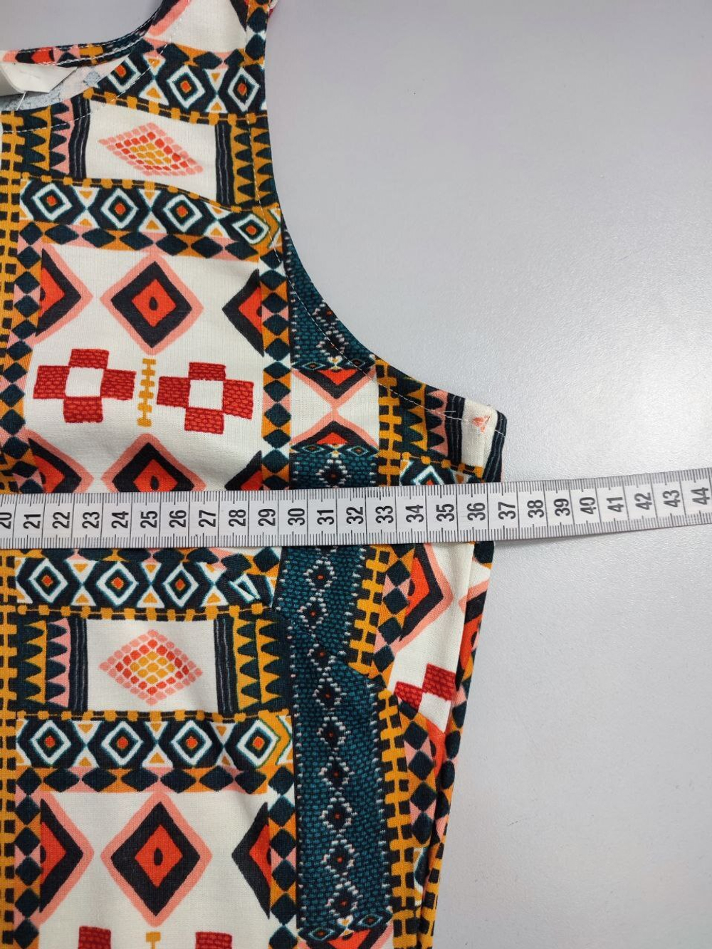 Платье H&M яркое 42 размер