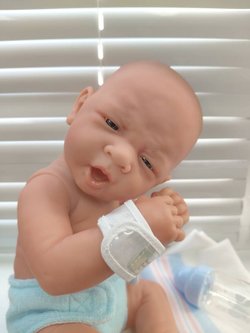 Уценка1 Кукла BERENGUER виниловая 36см Newborn (18504)