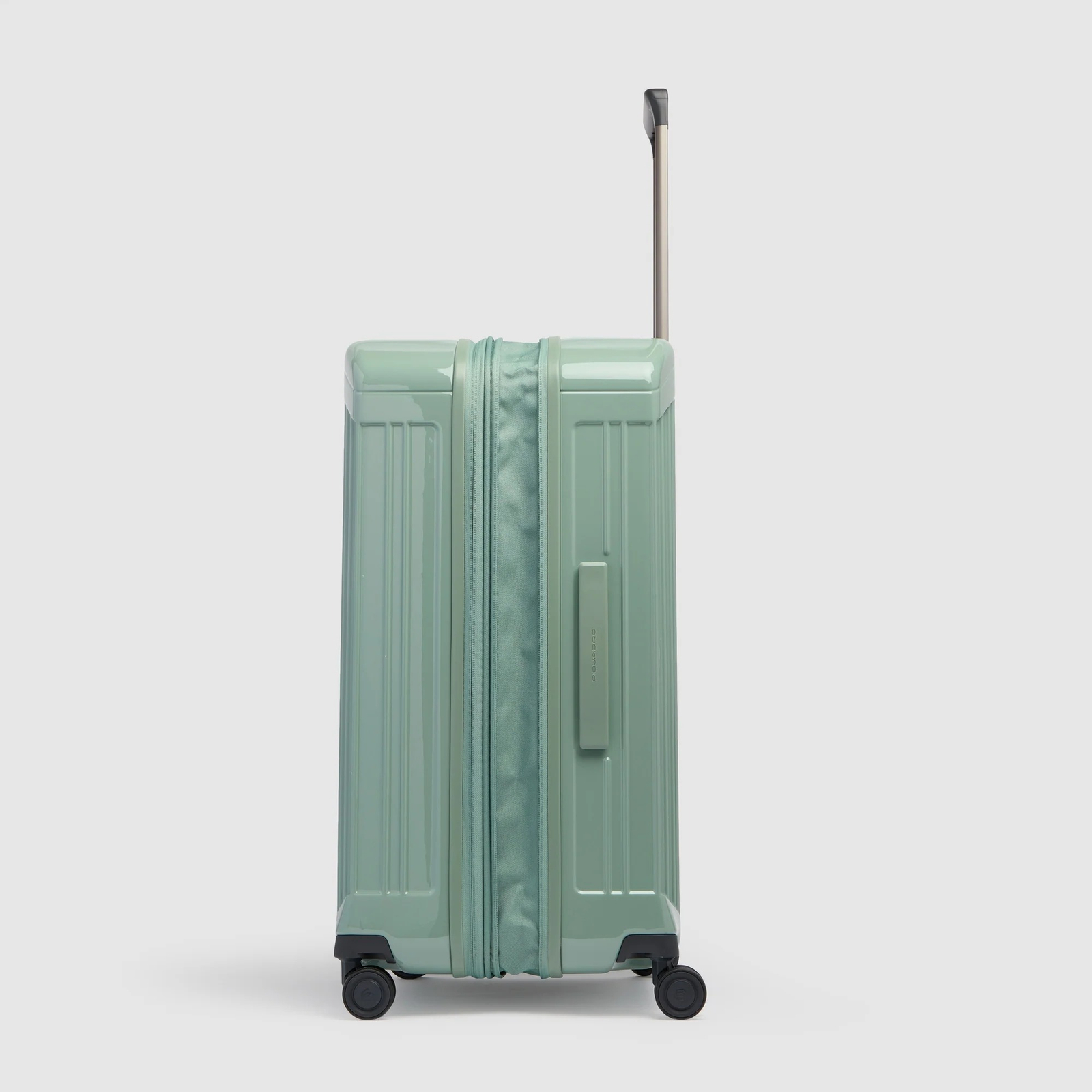 Чемодан средний Piquadro PQ-Light BV6393PQL/Verde