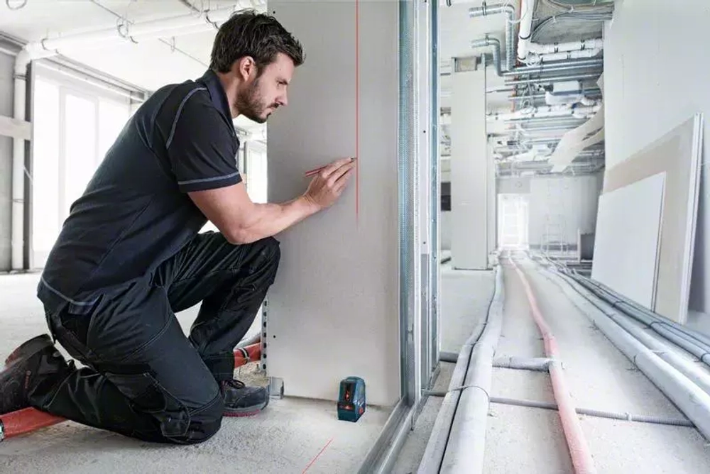 Лазерный нивелир BOSCH GLL 2-10 0601063L00