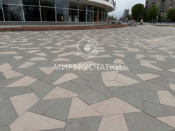 Цирк и Никольская площадь, г.Новосибирск