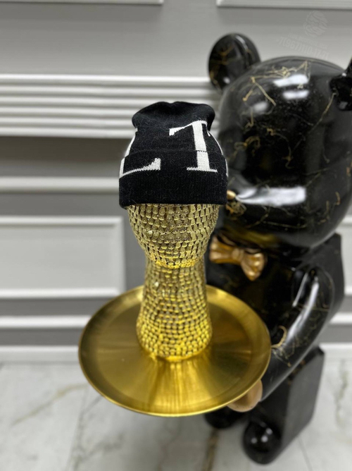 Шапка Velentino