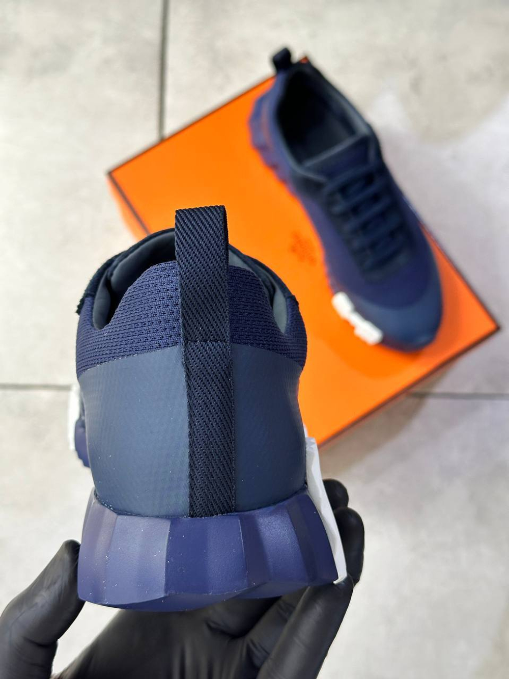 Кроссовки Hermes