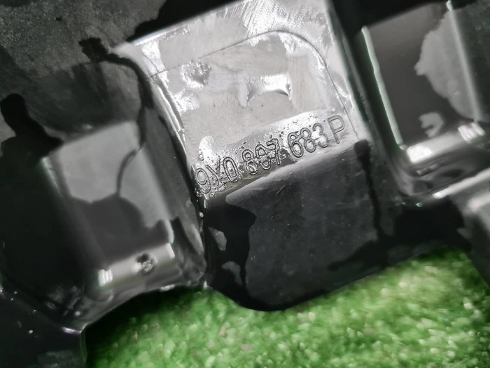 Решетка переднего бампера Porsche Cayenne 3 17-23