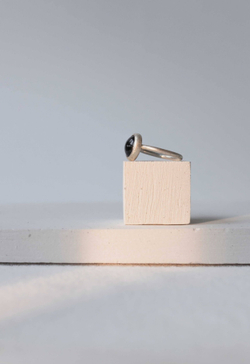 кольцо с ониксом