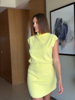 ПРЕДЗАКАЗ, получаем 15 марта, кофта из нейлона в желтом цвете