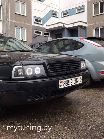 Передние фары ANGEL EYES BLACK для Audi 80 B4