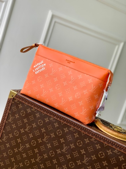 Louis Vuitton Pochette Voyage Souple