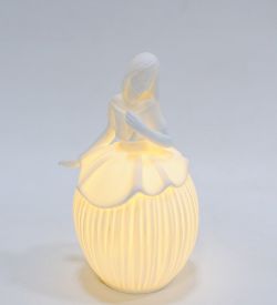 Pavone JP-186/30 Статуэтка с подсветкой «Леди Нежность»