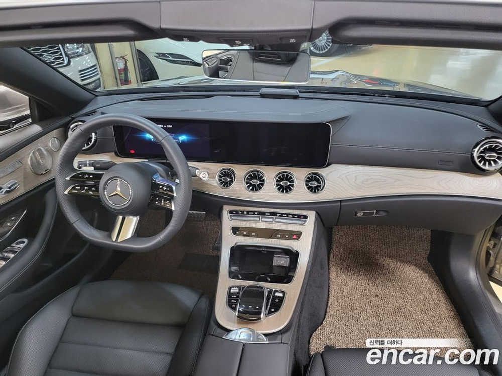 Mercedes-Benz E-Class W213 E450 4MATIC Cabriolet (01.2023)