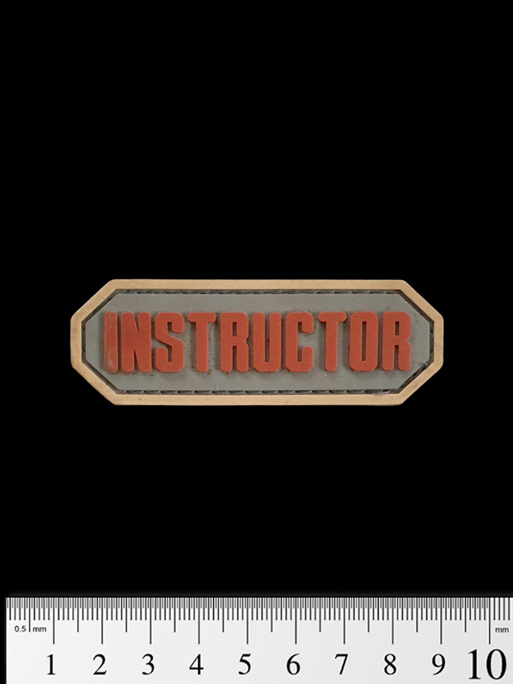Шеврон Instructor PVC. Коричневый на сером