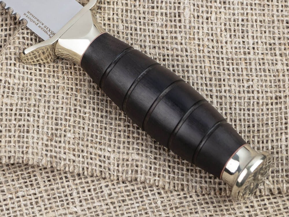 Нож «Пограничник», сталь 95х18, резная рукоять из черного мореного граба