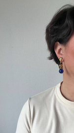 Серьги с синими подвесками