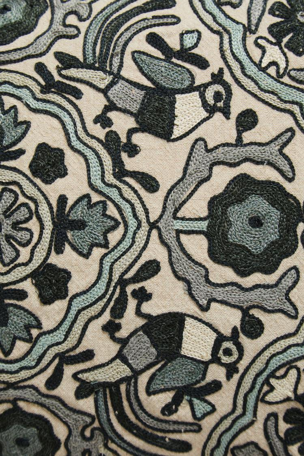 ZARA HOME ХЛОПКОВЫЙ ЧЕХОЛ ДЛЯ ДЕКОРАТИВНОЙ ПОДУШКИ С ВЫШИВКОЙ, СВЕТЛО-БЕЖЕВЫЙ