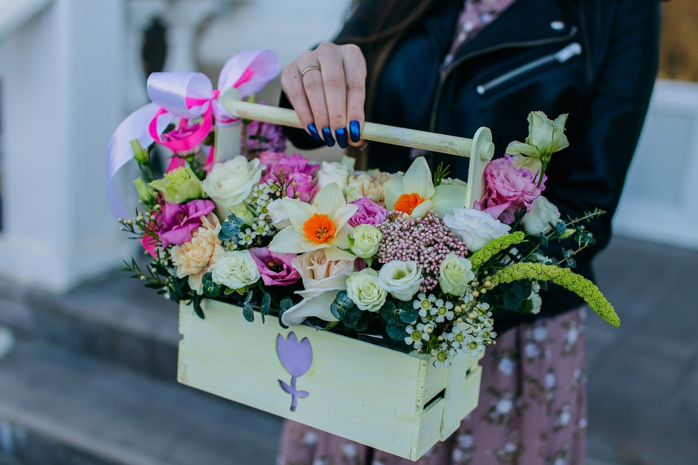 Композиция в коробке