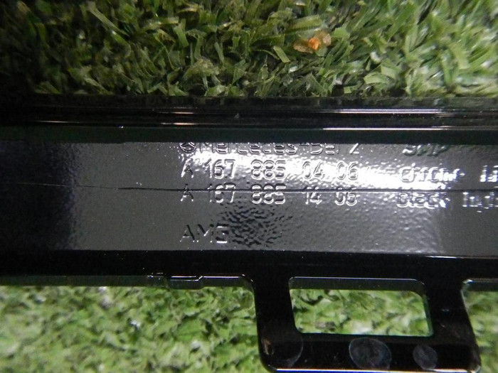 Молдинг переднего бампера Mercedes GLS x167 (2019-н.в.) AMG