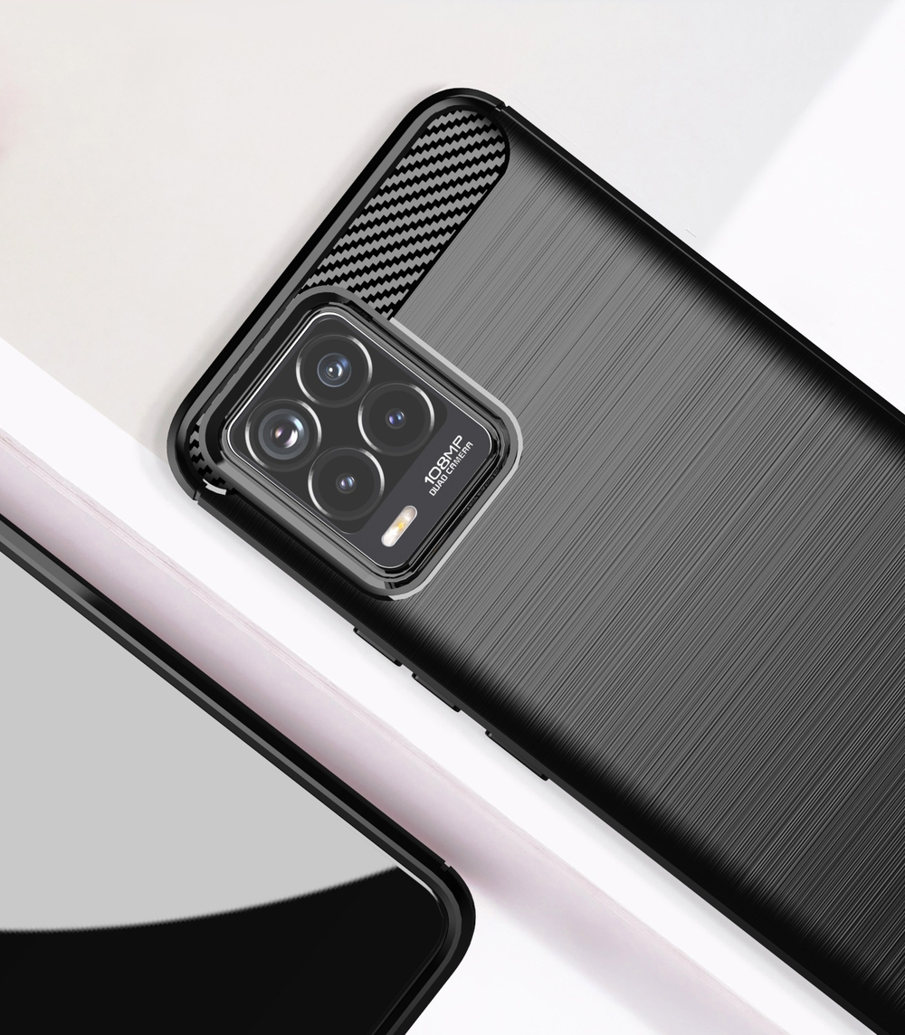Чехол черного цвета на OPPO Realme 8 и Realme 8 Pro, серия Carbon (в стиле карбон) от Caseport