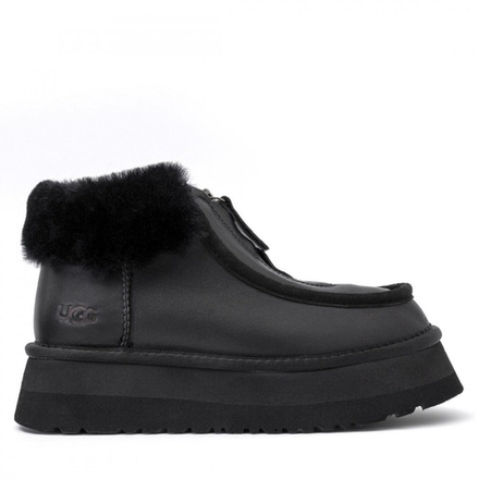 UGG Funkette Platform Boots Leather Black