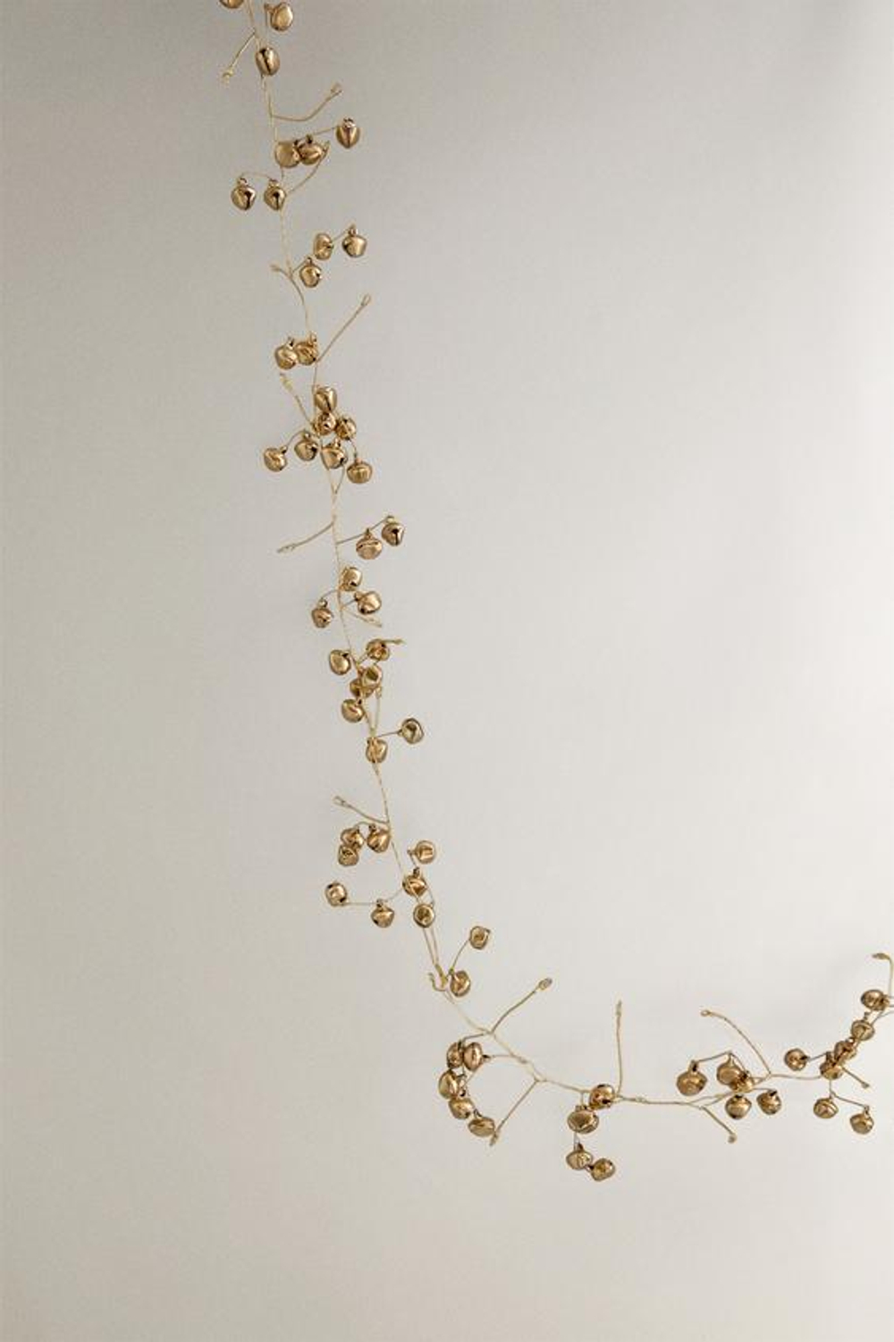 ZARA HOME РОЖДЕСТВЕНСКАЯ ГИРЛЯНДА С БУГОЛЬНИКАМИ