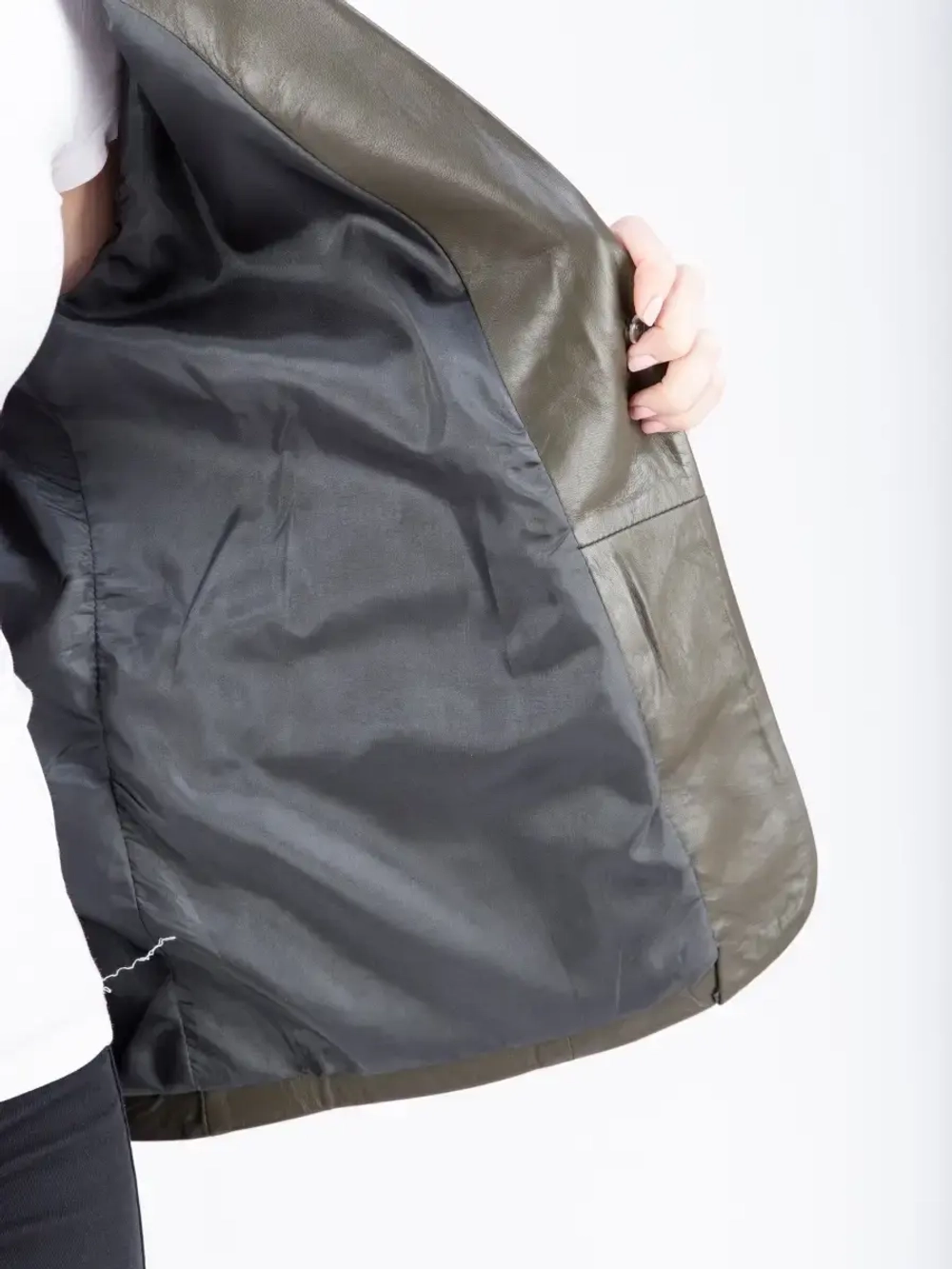 Куртка женская из натуральной кожи