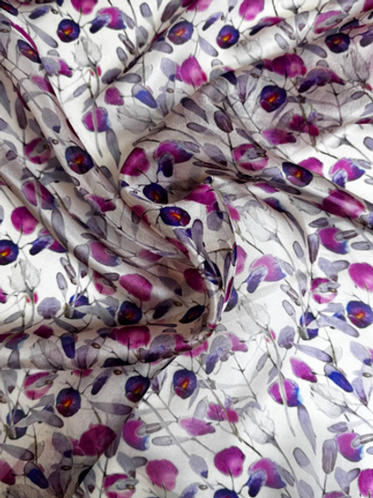 Шифон принт, silk, листья фуксия/фиолетовый на молочном RH D7C1