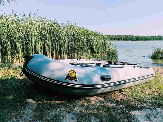 Лодка ПВХ ТРИТОН Plus 335