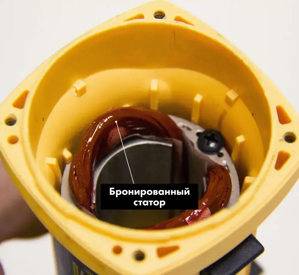 Болгарка (ушм - угловая шлифовальная машина с КОНСТАНТНОЙ регулировкой оборотов) в КЕЙСЕ PAG125SET-1100EC Partnertool Профессиональная серия