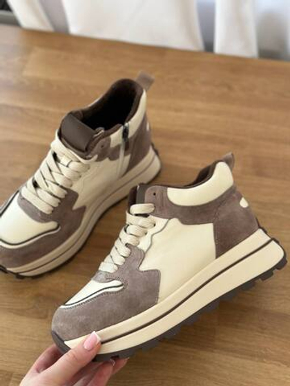 Кроссовки из натуральной кожи