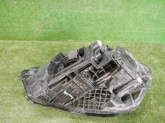 Фара правая Mercedes CLA C118 (2019-2023) LED