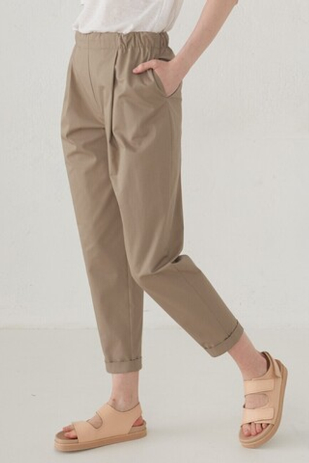 Брюки зауженные из хлопка песочного цвета (скидка)