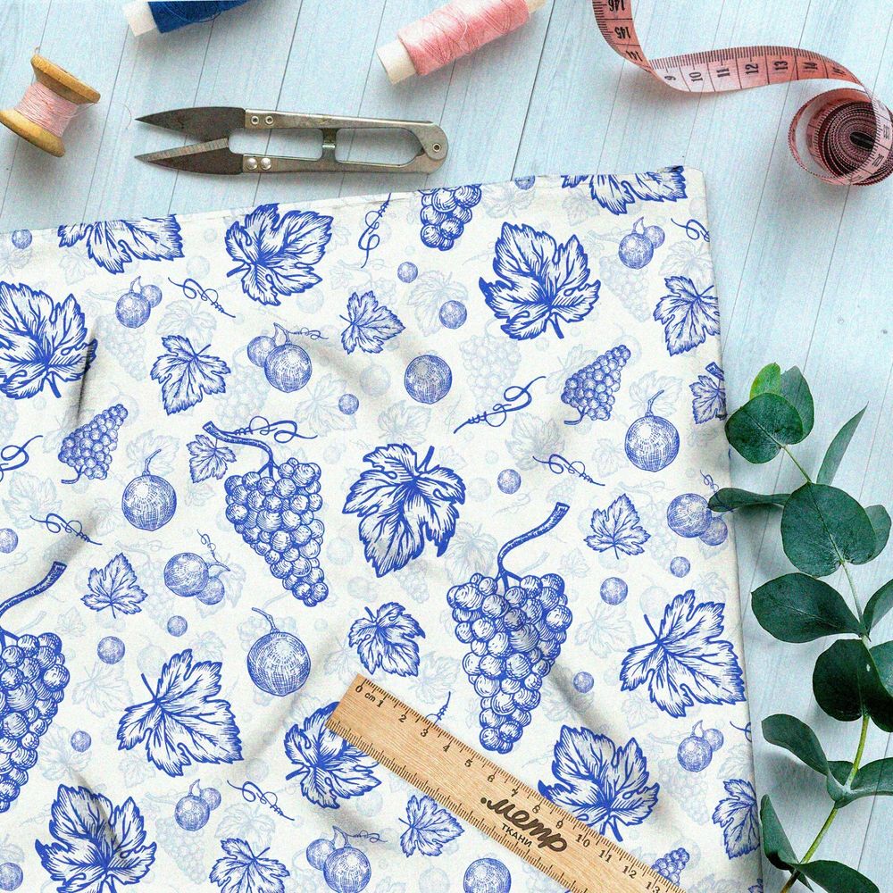 Ткань сатин нарисованная синей пастой смородина