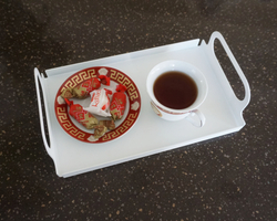 Поднос металлический прямоугольный с ручками, белый, 30х18 см