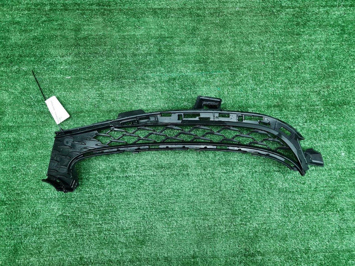 Решетка переднего бампера Mercedes GLS x167 23-нв