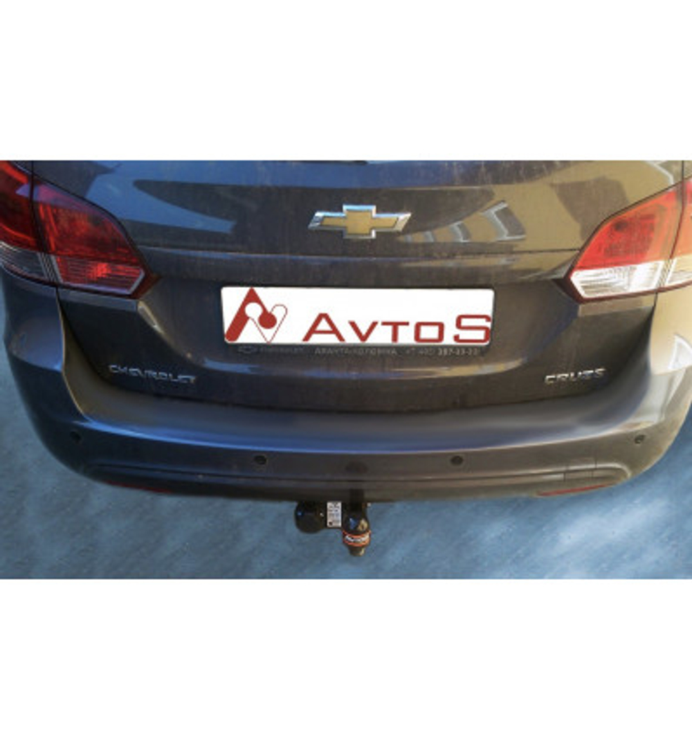 Фаркоп для Chevrolet Cruze седан 2009-2016.  cv 08
