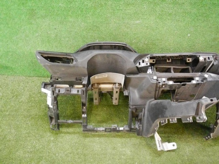 Торпедо Peugeot 3008 2 (2016-н.в.)