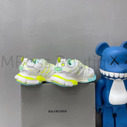 Белые кроссовки Balenciaga Track Trainers Recycled Sole