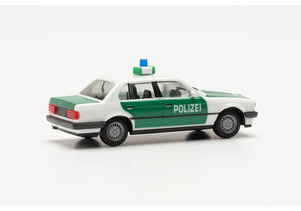 Автомобиль BMW 323i (E30) „Polizei“