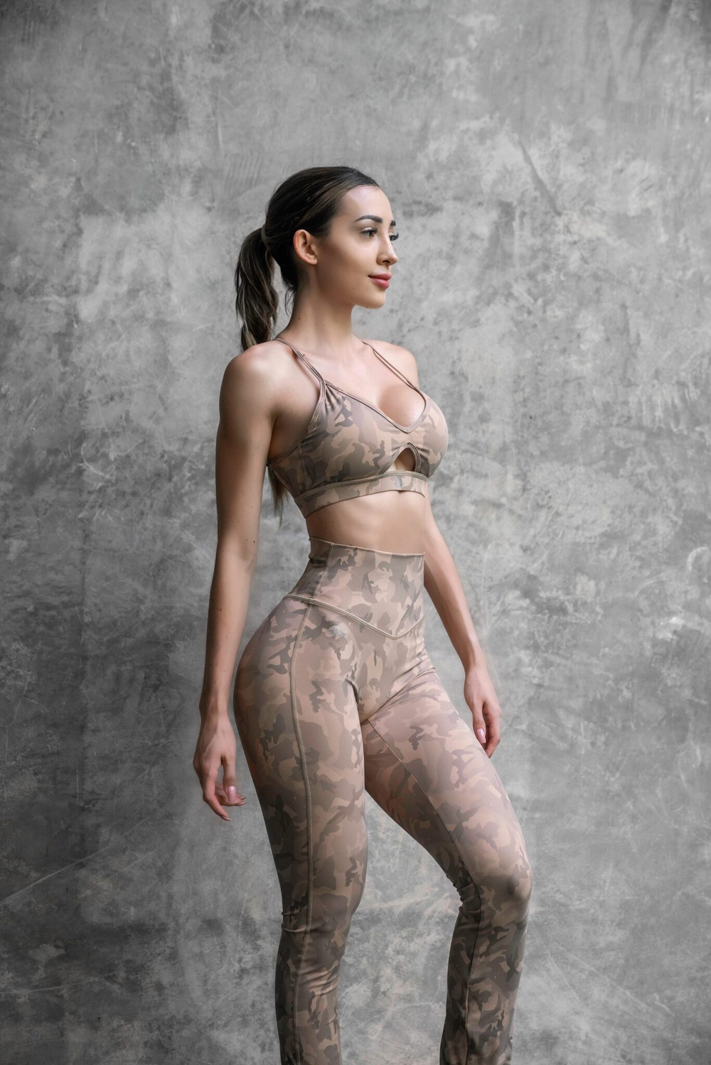 Леггинсы BODY ENGINEERS NERISSA Tech Legging Sand Camo