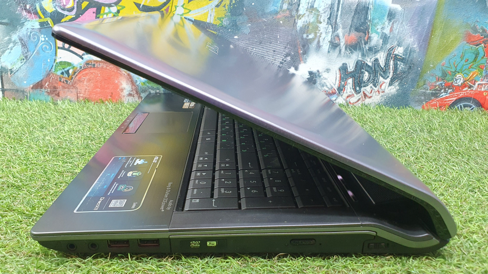 Ноутбук ASUS i5/4Gb/GT 540M 1Gb