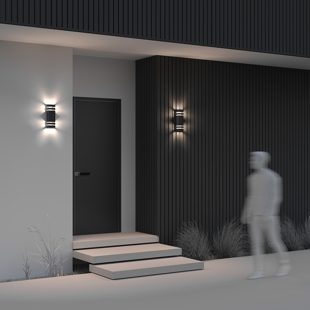 Уличный настенный светильник Outdoor O578WL-02B