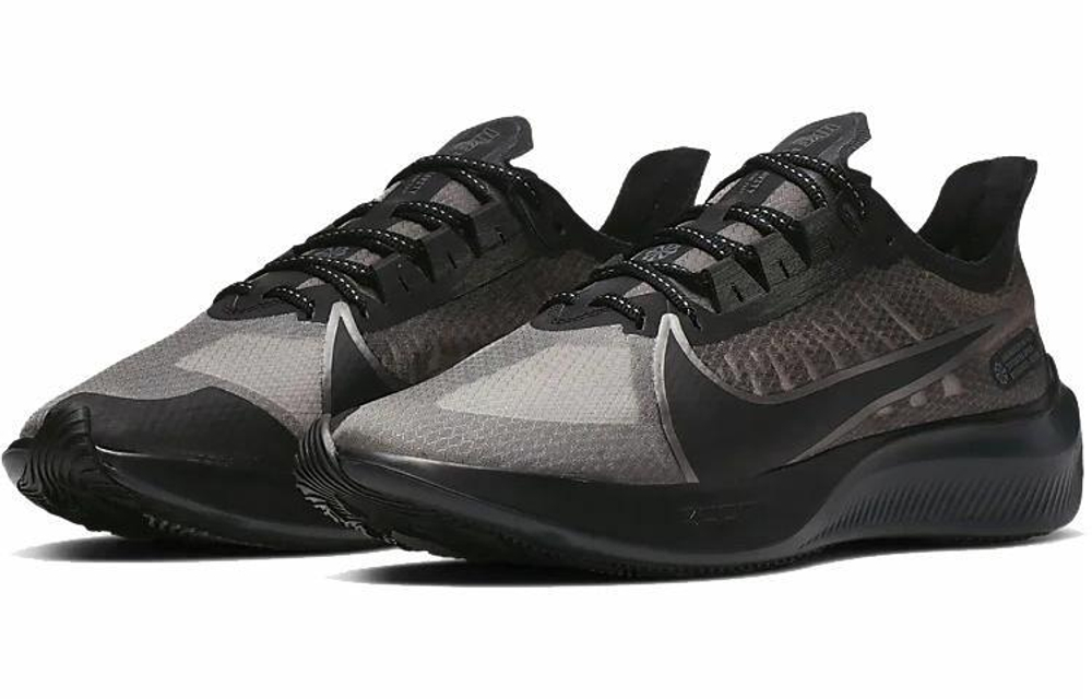 Кроссовки Nike Zoom Gravity 1