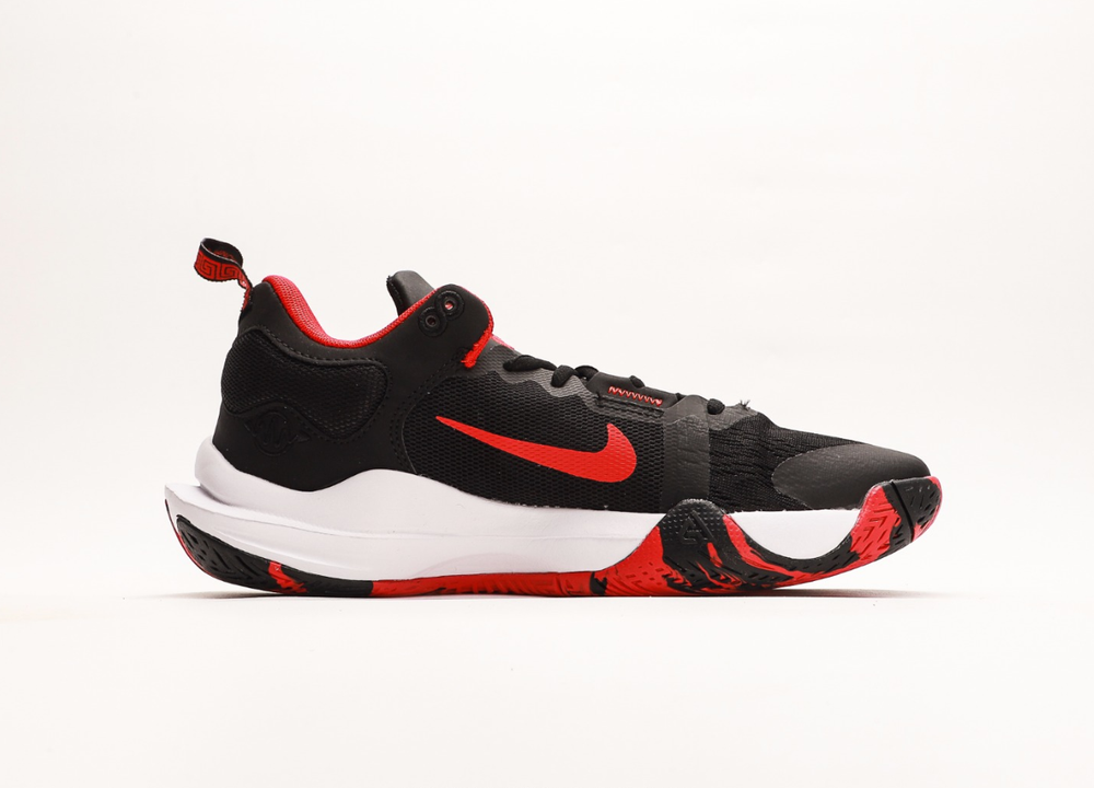 Nike Giannis Immortality 2 "Bred"