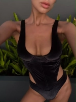 Купальник слитный бархатный черный