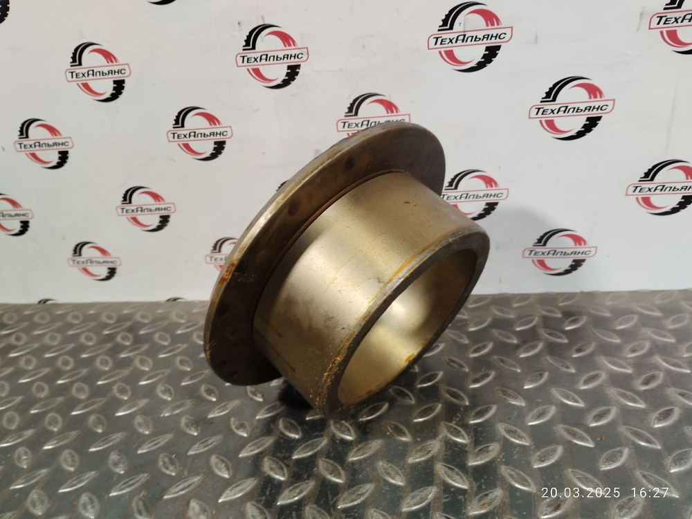 Втулка 63NB-32500