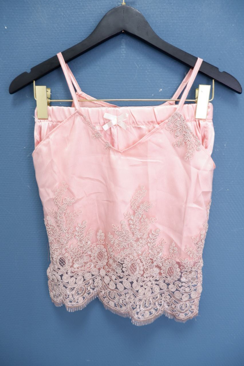 Комплект розовый с кружевом 40 размер, новый