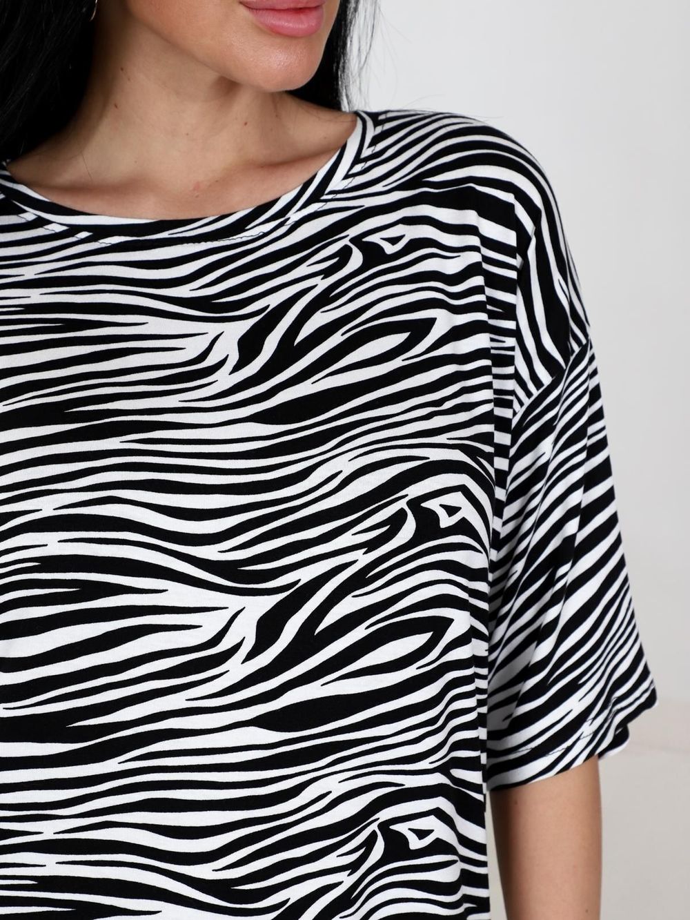 Скайли - костюм черный Iv-capriz (Акция)