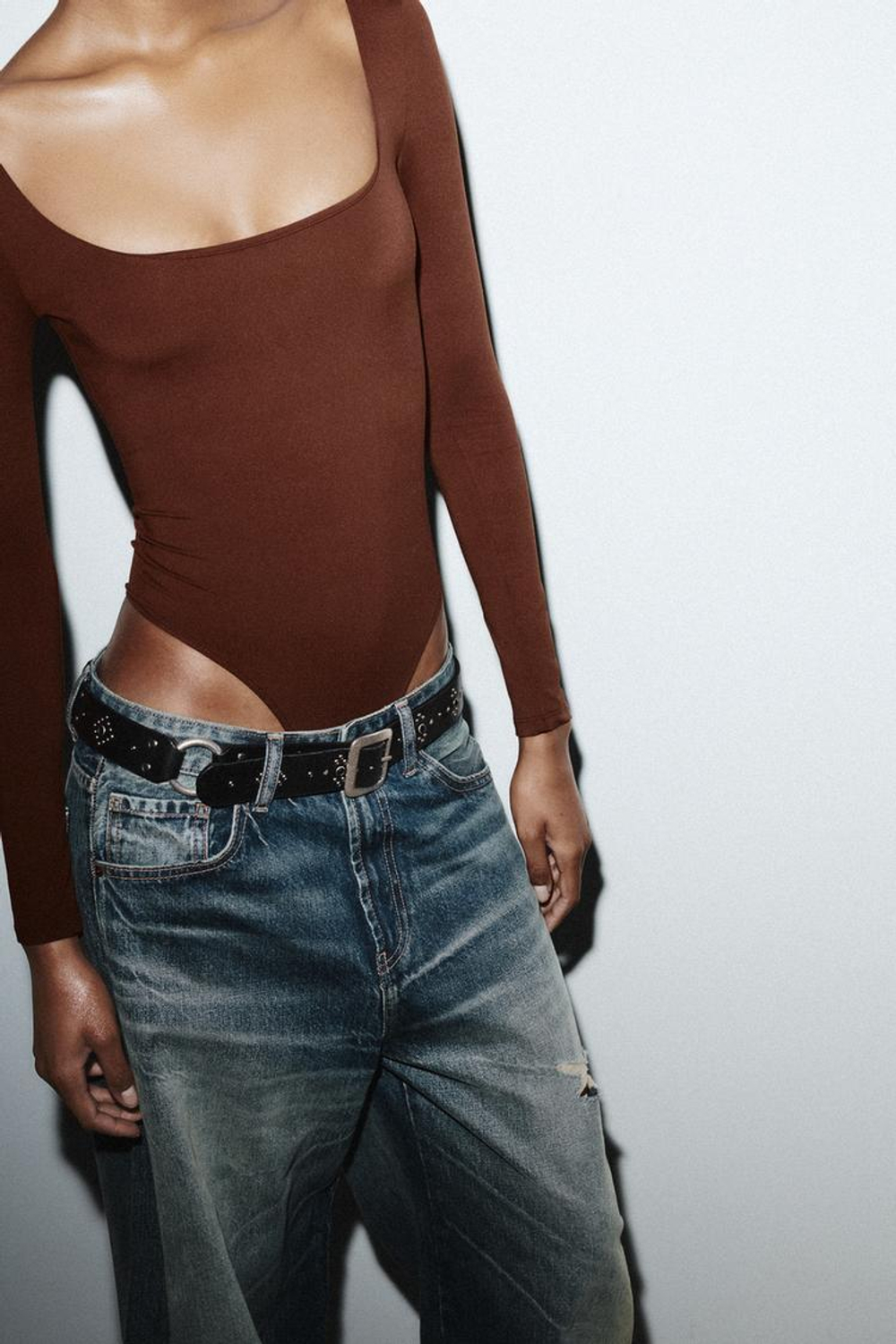 ZARA БОДИ ИЗ ПОЛИАМИДА С КВАДРАТНЫМ ВЫРЕЗОМ, ШОКОЛАДНЫЙ